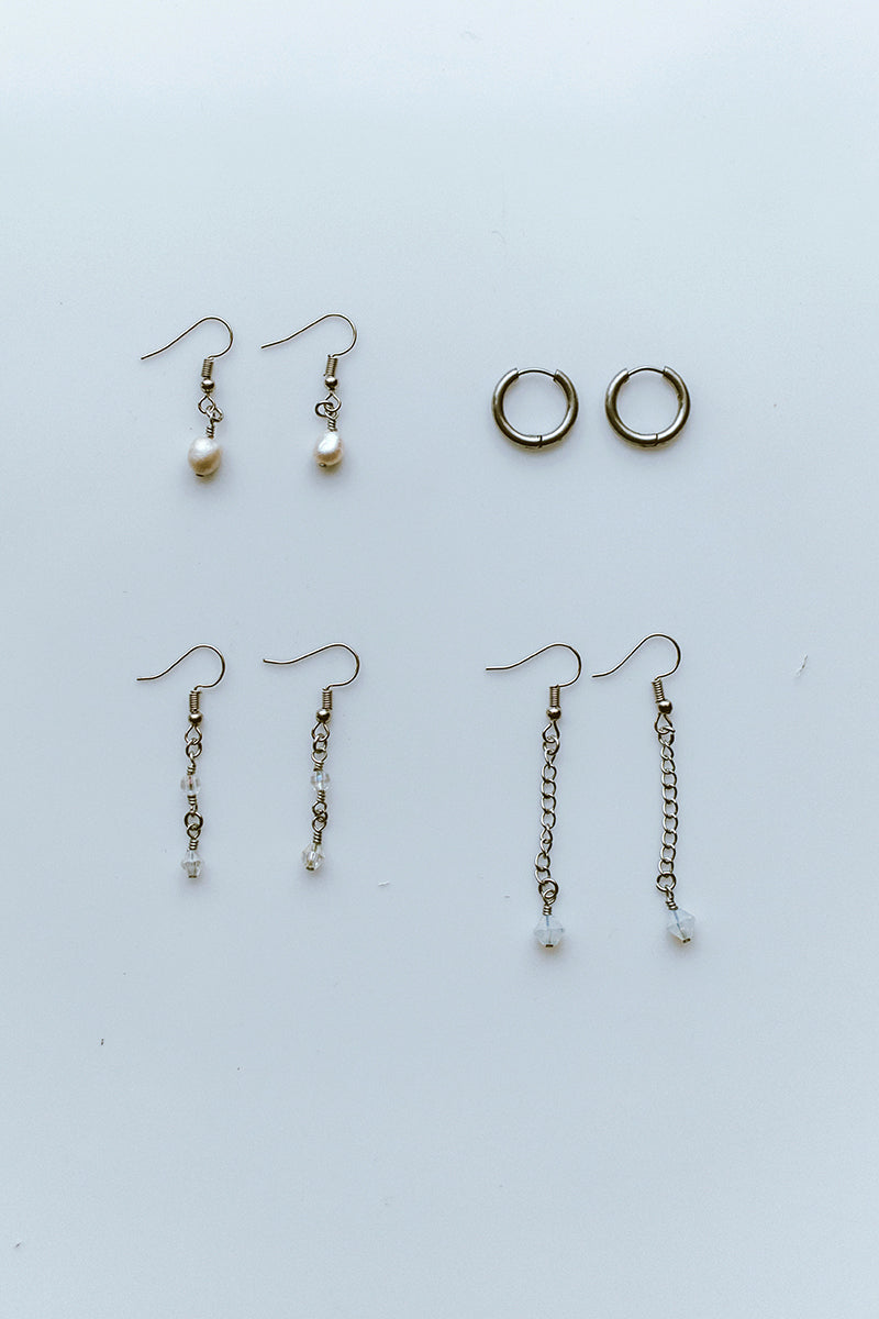 21 Mixed Earrings — 4 Pack