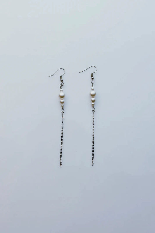 18 Pearl Drop Earrings